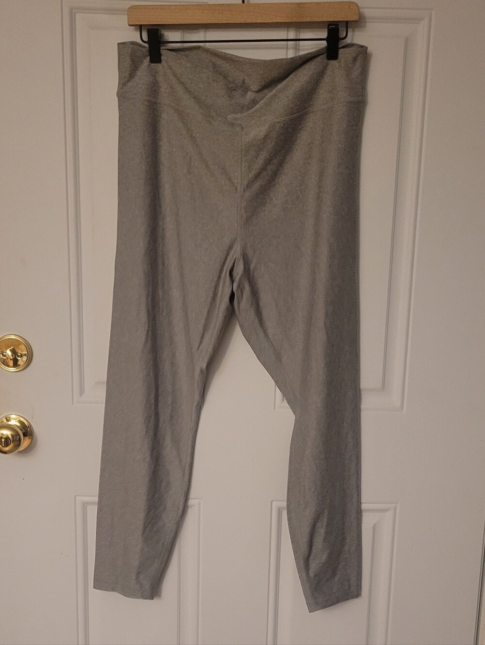 Old Navy Grey Cloud Leggings Size XL